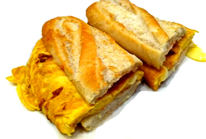 Bocata tortilla francesa